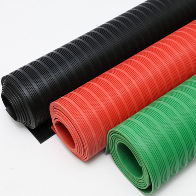 红黑绿三色条纹防滑绝缘胶垫